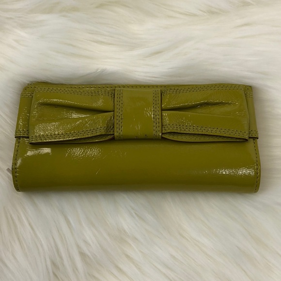 kate spade Handbags - Kate Spade Patent Leather Bow Wallet